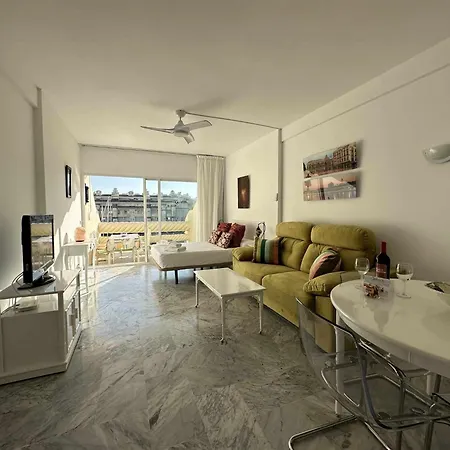 Apartment In Puerto Marina Benalmádena