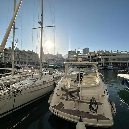 In Puerto Marina Appartement