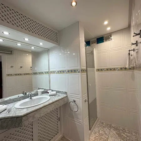 Appartement In Puerto Marina