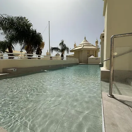 In Puerto Marina Appartement *
