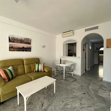 Apartment In Puerto Marina *